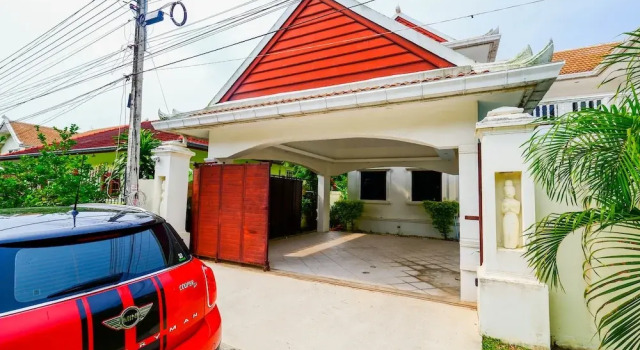 Baan Bali 5 bedroom Pool Villa By Pinky