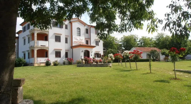 Апартаменты Superior с 2 комнатами с видом на сад Villa Linet Garden