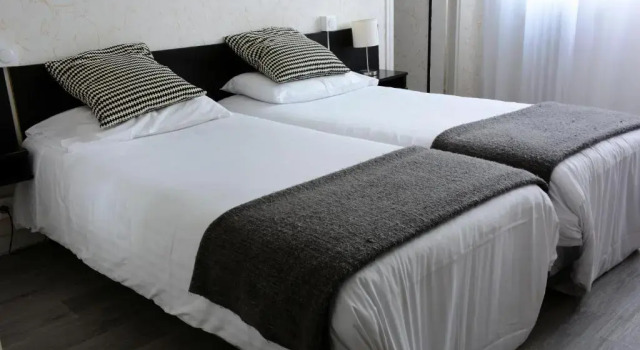 Standart çift kişilik oda Hotel Joly