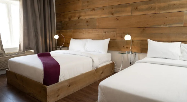 Четырёхместный номер Deluxe Hôtel Énergie Shawinigan