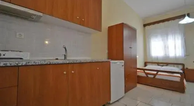 Basilios Studios, Book Hotel Leptokaria 