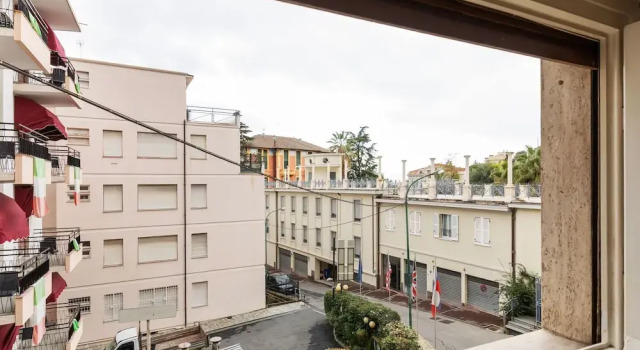 Voguish Apartment in Sanremo near Beach, Забронировать Апартаменты/квартира Апартаменты Сан-Ремо, рядом с Forte di Santa Tecla, Апартаменты/квартира