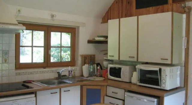 GiTE SAINT-VIaTRE, 2 PIèCES, 3 PERSONNES - FR-1-491-271, Rezerwuj Hotel  