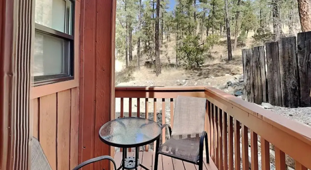 Whispering Bluff #101 by Ruidoso Vacation Rentals, Varaa Huoneisto Ruidoso New Mexico
