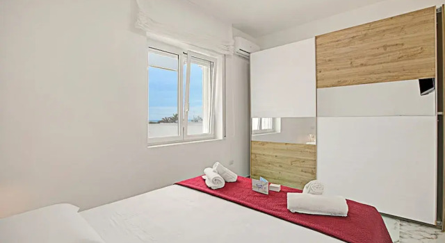 Villa Na' Lu' 1 With Sea View, Boek Villa Lecce Salento