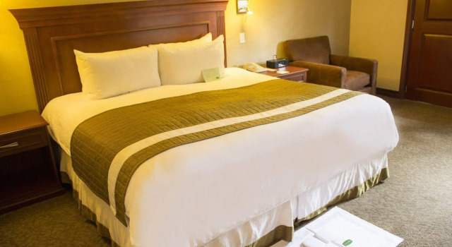 Hotel Lucerna Mexicali, Boek Hotel Hotels in Baja California met parkeren, Parkeren