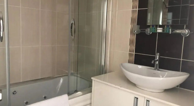 Семейный люкс Sinopark Hotel