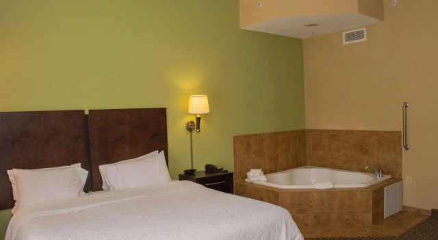 Двухместный люкс Hampton Inn Dandridge