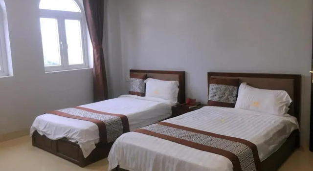 Song Hong View Hotel