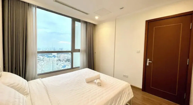 Двухместные апартаменты с балконом и с видом на город Vinhomes Central Park - PHAN DANG Residences