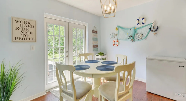 Destin Villa w/ Patio ~ 2 Mi to Miramar Beach!, Book Villa Sommerhuse i Emerald Coast, Hytte