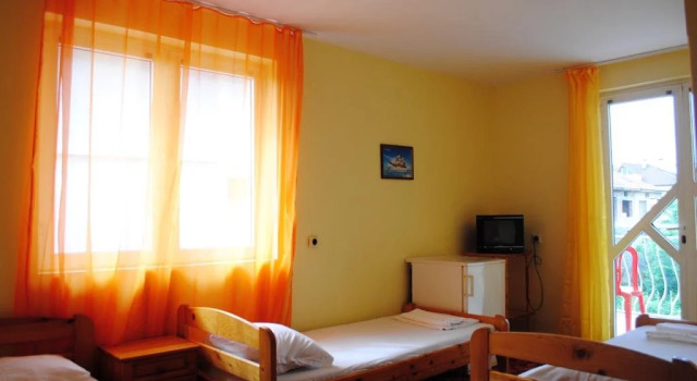 Hotel Sinaya - Full Board, Забронировать Отель Китен Район Приморско, рядом с Club Zangador