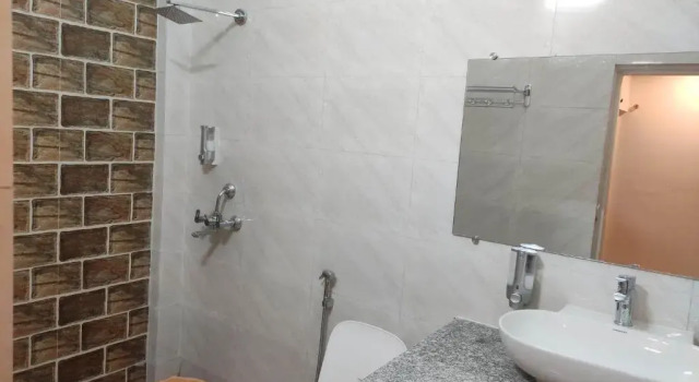Кровать в общем номере Hill Hoppers Hotel