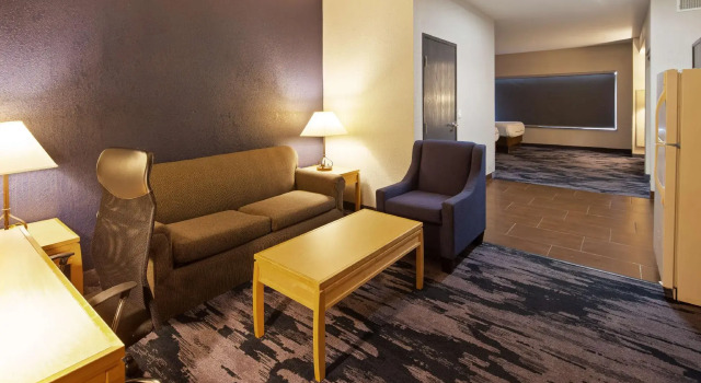 Четырёхместный люкс Candlewood Suites San Antonio - Fort Sam Houston by IHG