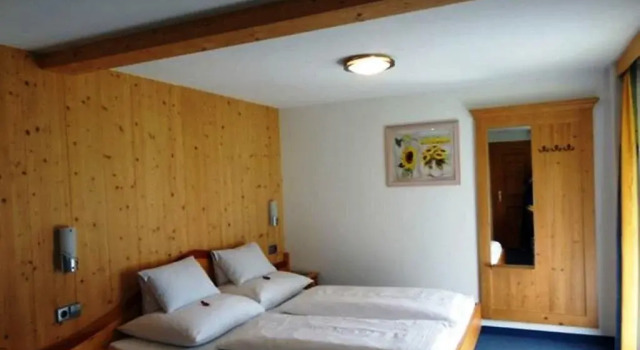 Gästehaus Conny, Забронировать Отель Отели Тироля 3 звезды, 3*