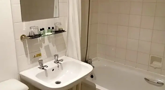 Номер Standard Eight Acres Hotel