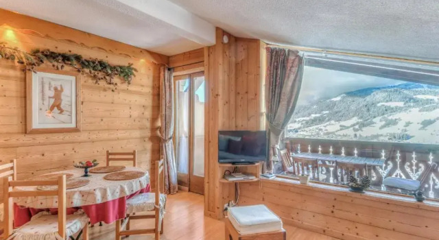 Cozy 2-bedroom with terrace overlooking the valley of Megeve Welkeys