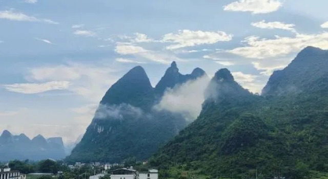 Ruyisuoyuan Homestay (Guilin Yangshuo Lijiang Scenic Area)