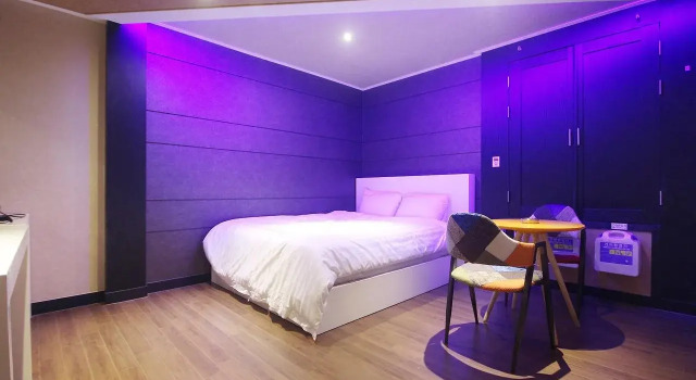 Jinju King Motel, Забронировать Мотель Мотели Чинджу, рядом с Национальный музей Чинджу, Мотель