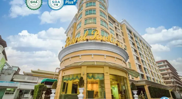 Кровать в общем номере с видом на море Royal Pavilion Hua Hin