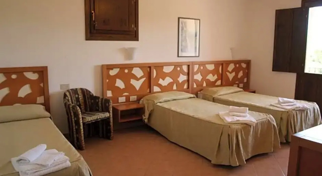 Трёхместный номер Standard Club Esse Gallura