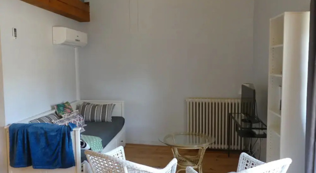 Апартаменты Comfort LIMOUX RIVERSIDE GARDENs