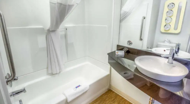 Четырёхместный номер Deluxe Motel 6-Headingley, MB - Winnipeg West