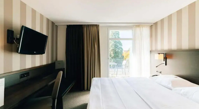 Одноместный номер Classic с балконом Park Hotel Winterthur