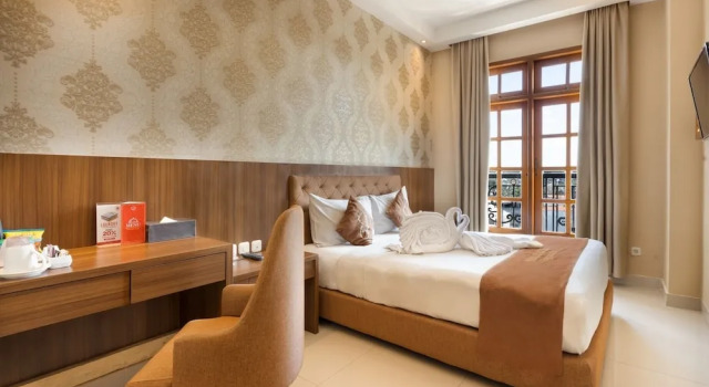 Двухместный номер Superior с балконом Prima In Hotel Malioboro