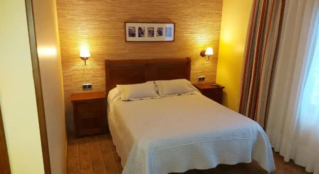 Двухместный номер Deluxe с балконом Hotel Rural Venta Del Alon