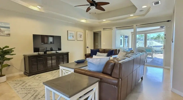 Waterside Villa, Book Villa Villaer i Florida, Villa
