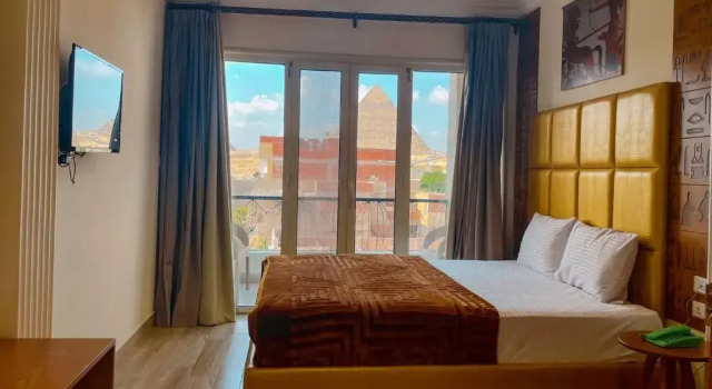 Двухместный номер Deluxe с балконом The Gate Hotel Front Pyramids & Sphinx View
