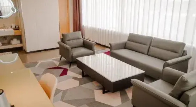 Двухместный люкс Superior Lavande Hotels·Tai'an Dongping Sports Convention and Exhibition Center Foshan