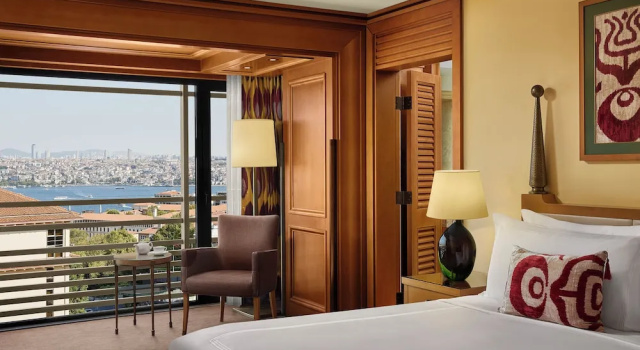 Двухместный номер Deluxe с видом на Босфорский мост Divan Istanbul