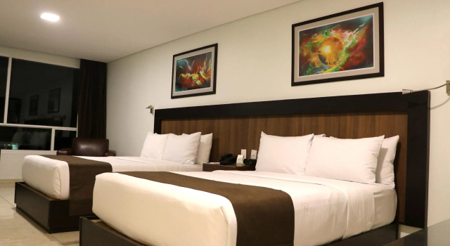 Двухместный номер Deluxe Hotel & Suites PF