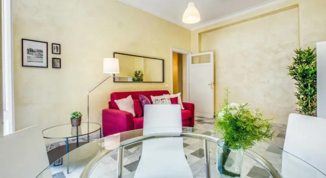 Cosy 2 bed Flat Near San Giovanni