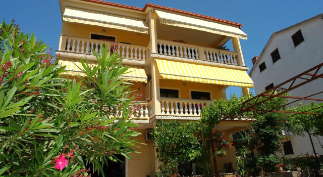 Апартаменты Apartment Nevelina