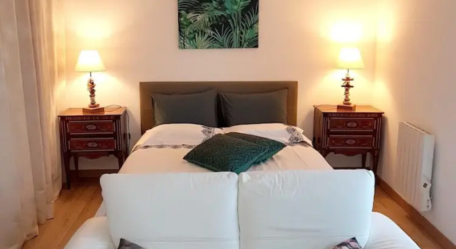 Studio in Vannes, With Furnished Balcony and Wifi - 2 km From the Beach, Забронировать Отель Отели Вана с парковкой, рядом с Дворец искусств и зал конгресса, Парковка