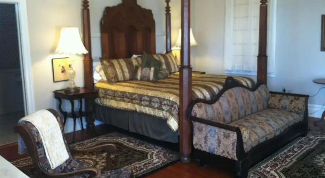 Двухместный номер Deluxe Corners Mansion Inn - A Bed and Breakfast