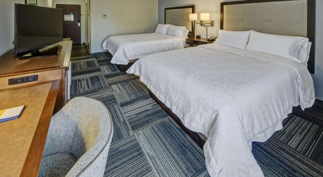 Четырёхместный номер Standard Hampton Inn Memphis / Southaven