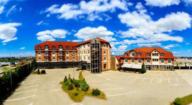 Ana Airport Hotel, Varaa Hotelli Sibiu 