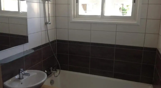 Номер Economy Sea N Lake View Hotel Apartments