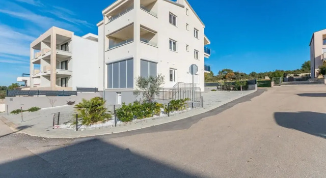 Awesome Apartment in Zadar With Wifi