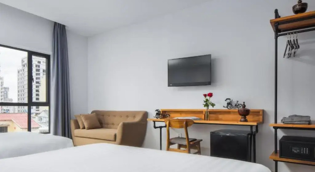 Трёхместный номер Superior Phnom Penh 51 Hotel & Residences