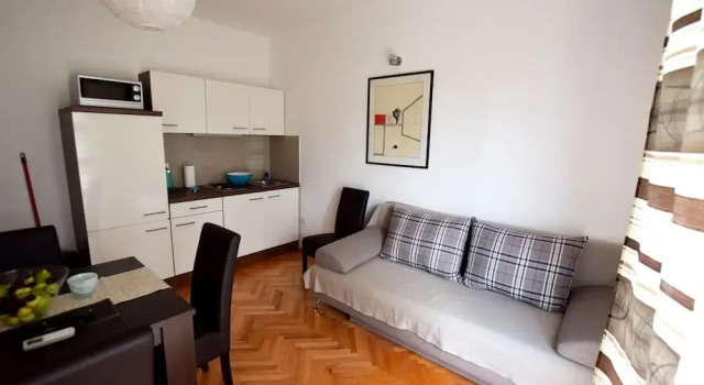 Apartments LaRoom, Забронировать Апартаменты/квартира Селине Starigrad-Paklenica Riviera