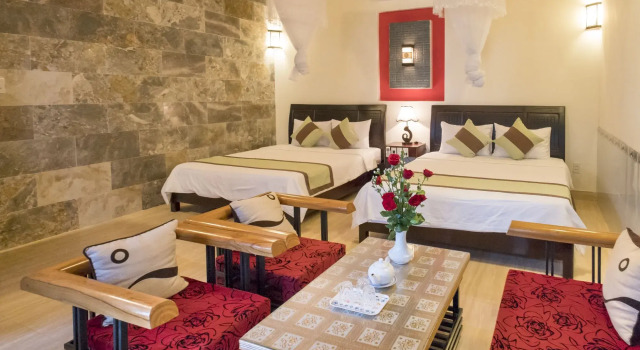 Countryside Moon Homestay, Book Bed and Breakfast Cam Chau 