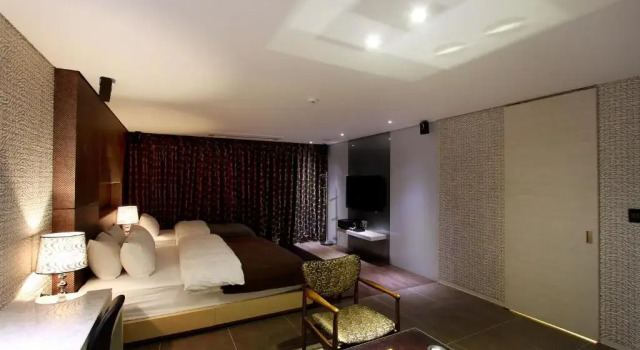 Uijeongbu Latree Hotel, Забронировать Отель Стадион Uijeongbu Кёнгидо