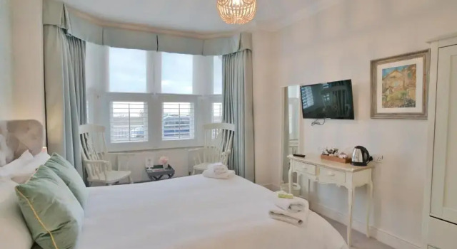 Люкс Beaches Guest House