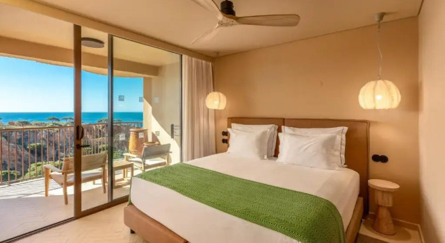 Люкс Superior с видом на море 3HB Falesia Beach