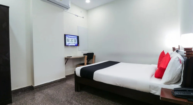 Capital O 67657 Schmear Suites, Varaa Hotelli Hotellit Bangalore aamiaisella, Aamiainen